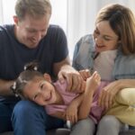 Как воспитывать детей: полный гид для родителей — принципы, советы, ошибки