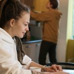 Фріланс робота: що це таке, як почати працювати та заробляти онлайн